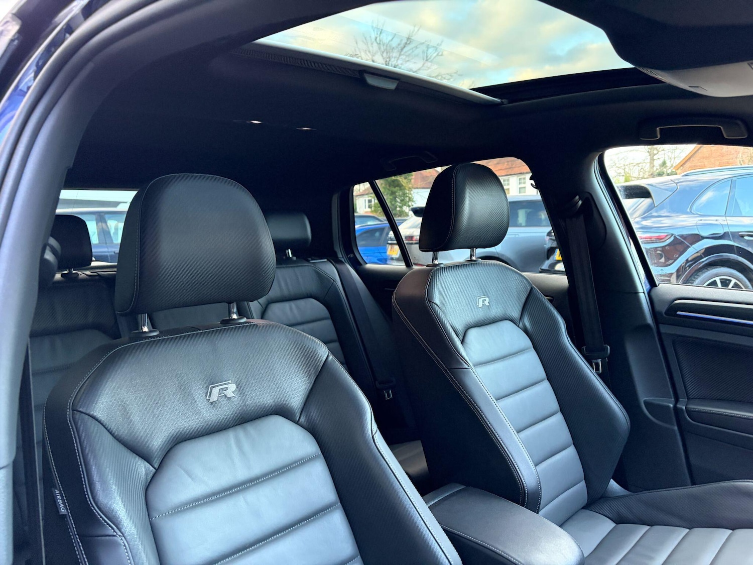 Used Volkswagen Golf 2019 for sale - 77057260: Photo 24