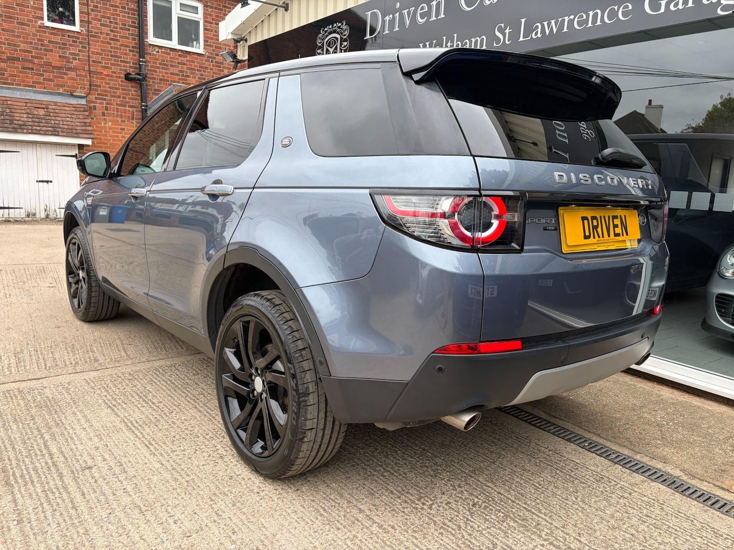 Used Land Rover Discovery Sport 2018 for sale - 76251292: Photo 6