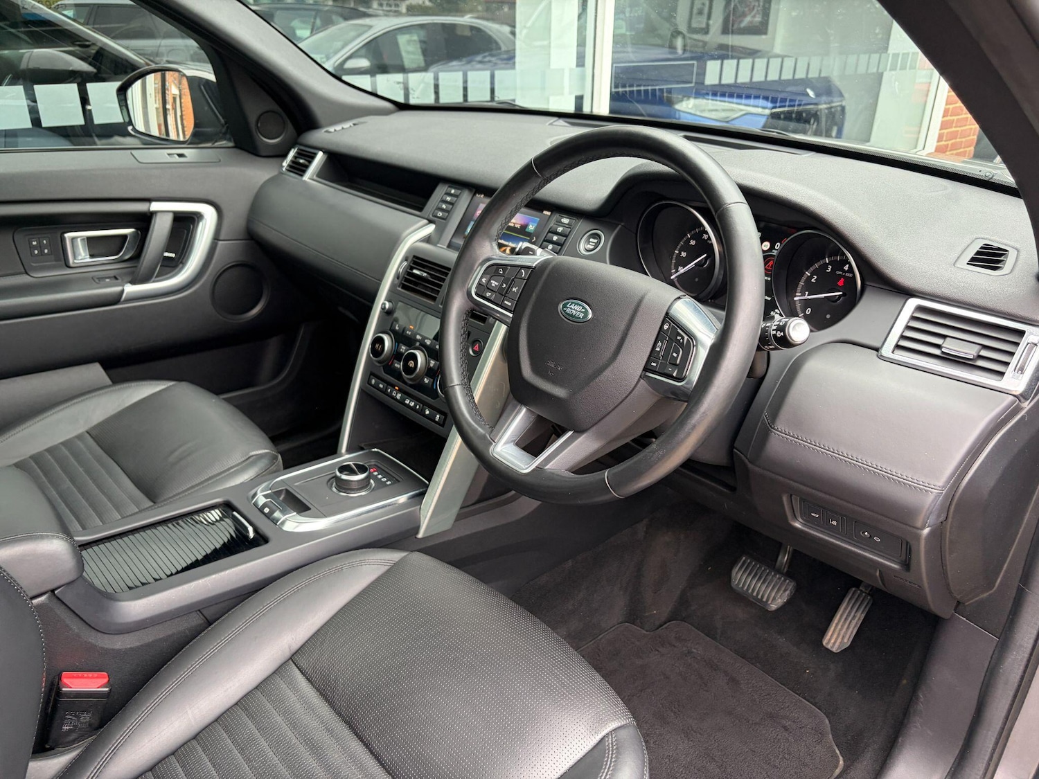 Used Land Rover Discovery Sport 2018 for sale - 76251292: Photo 8