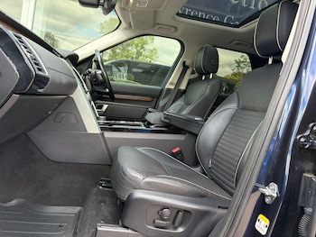 Used Land Rover Discovery 2018 for sale - 78560873: Photo
