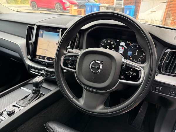 Used Volvo XC60 2017 for sale - 76175121: Photo 23