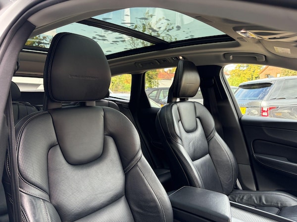 Used Volvo XC60 2017 for sale - 76175121: Photo 24