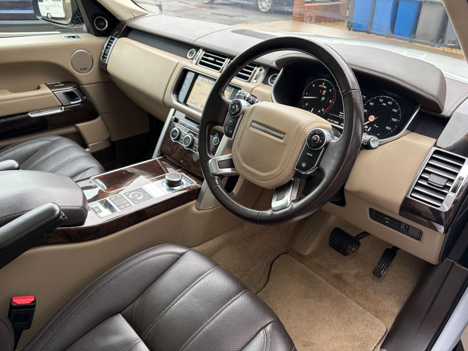 Used Land Rover Range Rover 2015 for sale - 77351570: Photo 8
