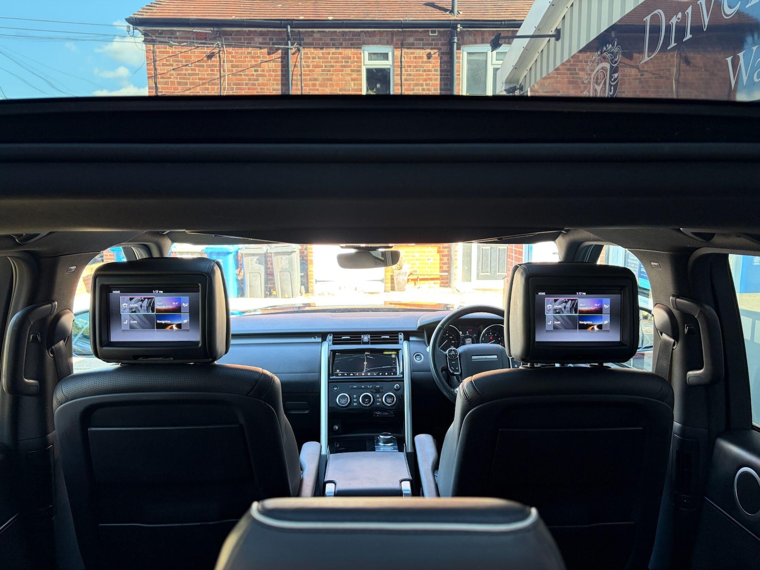 Used Land Rover Discovery 2017 for sale - 76189007: Photo 12