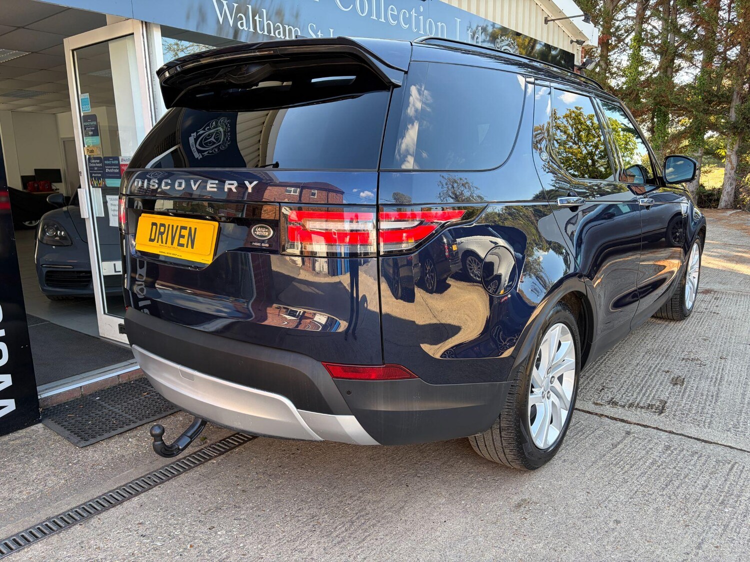 Used Land Rover Discovery 2017 for sale - 76189007: Photo 16