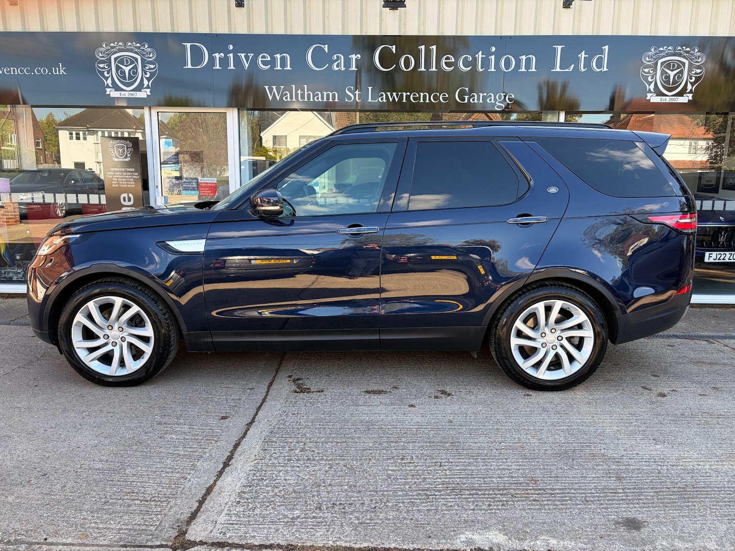 Used Land Rover Discovery 2017 for sale - 76189007: Photo 5