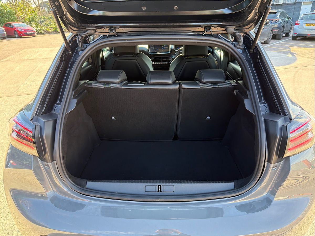 Used Peugeot 208 2024 for sale - 77660330: Photo 12