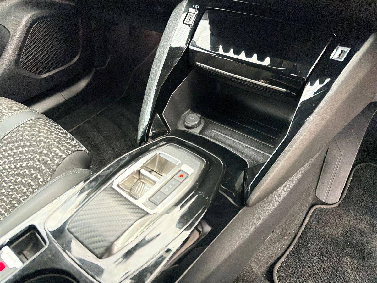 Used Peugeot 2008 2022 for sale - 76716974: Photo 19