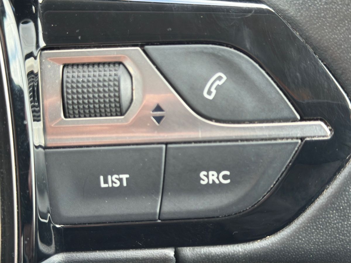 Used Peugeot 2008 2021 for sale - 77002518: Photo 17