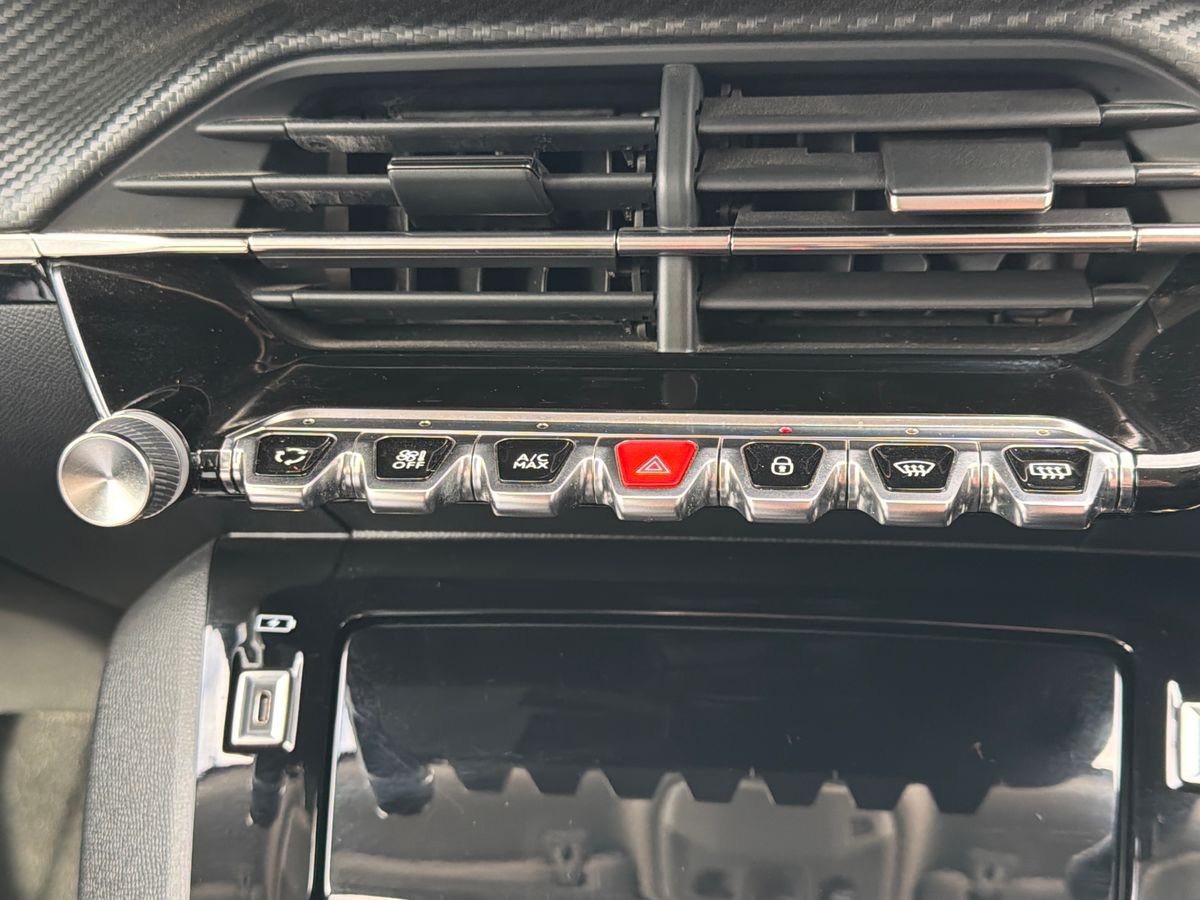 Used Peugeot 2008 2021 for sale - 77002518: Photo 18