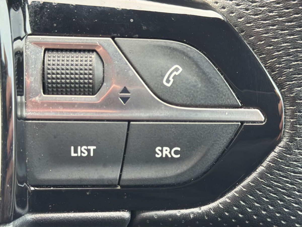 Used Peugeot 3008 2022 for sale - 77002530: Photo 17