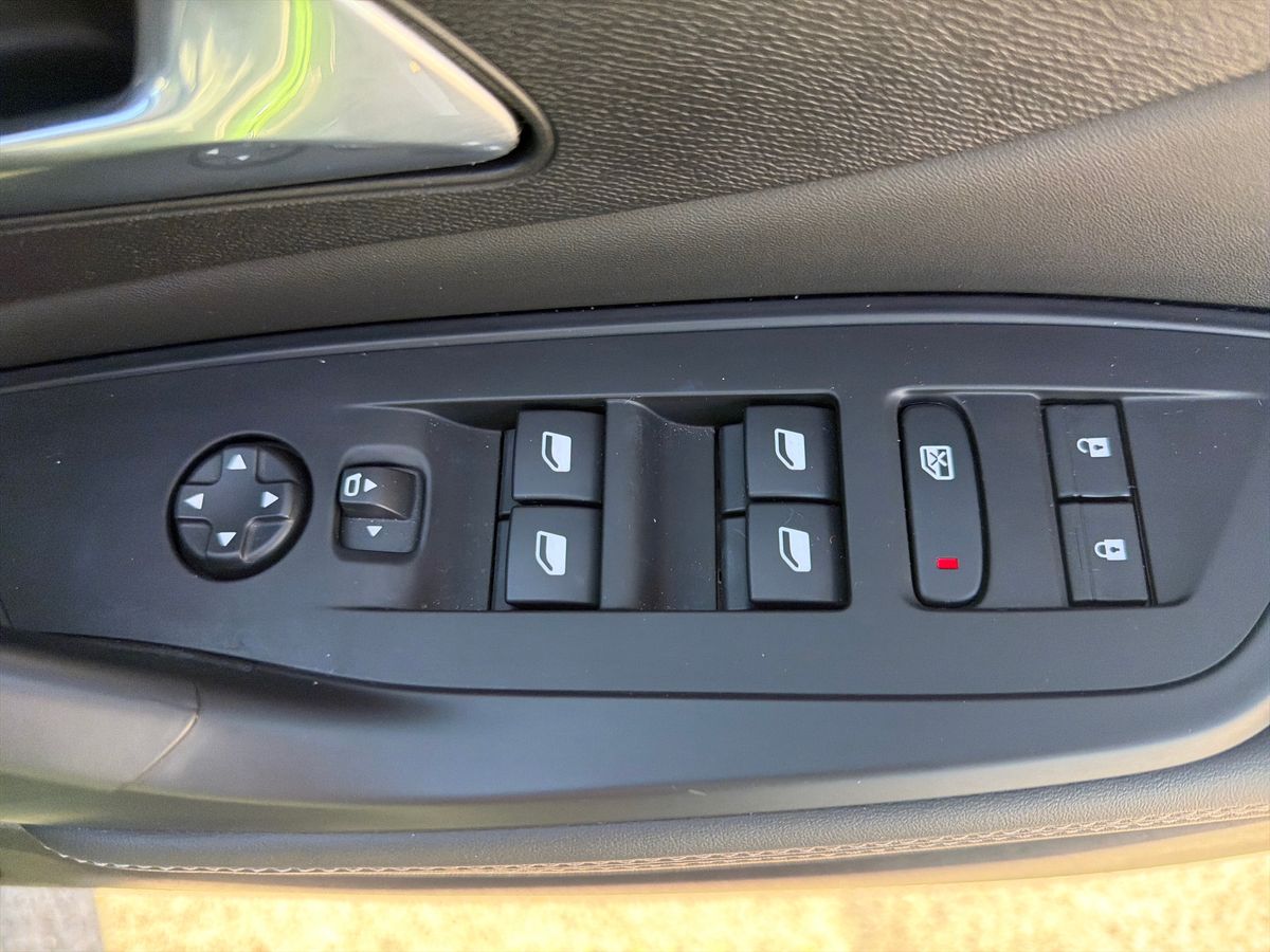 Used Peugeot 308 2023 for sale - 77927360: Photo 20