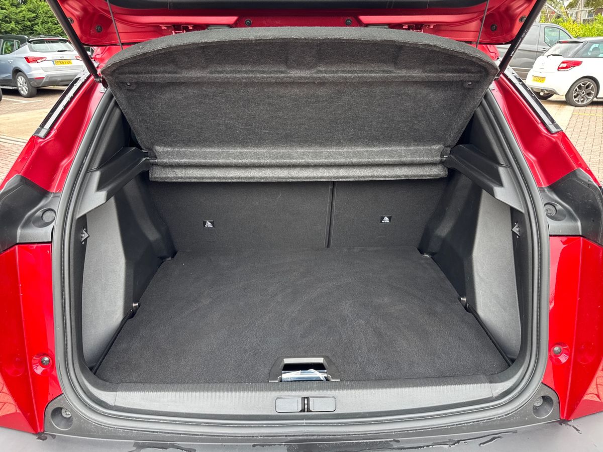 Used Peugeot 2008 2022 for sale - 77002523: Photo 12