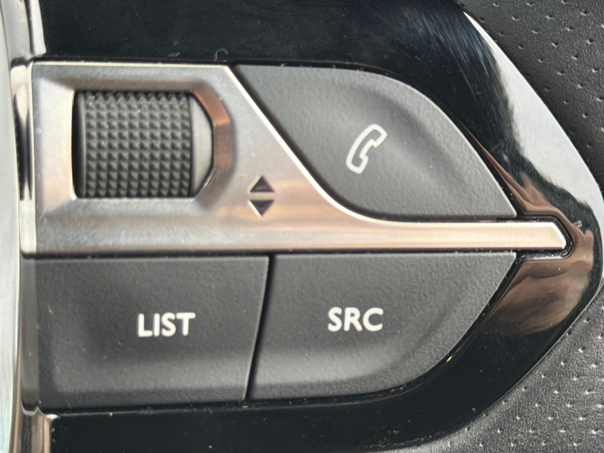 Used Peugeot 2008 2022 for sale - 77002528: Photo 17