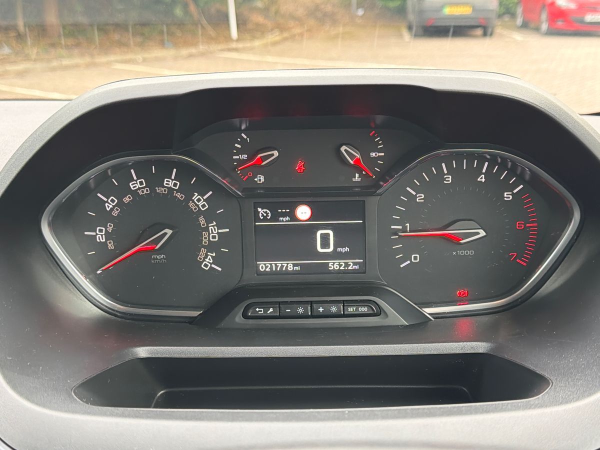 Used Peugeot Rifter 2019 for sale - 77588472: Photo 14