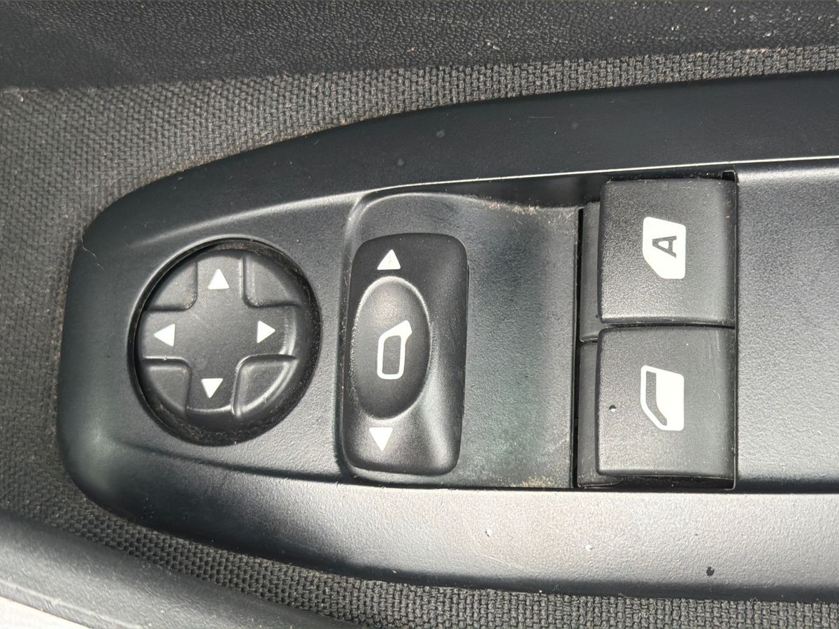 Used Peugeot 2008 2019 for sale - 77685808: Photo 20