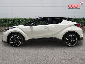 Used Toyota C-HR 2023 for sale - 79249022: Photo