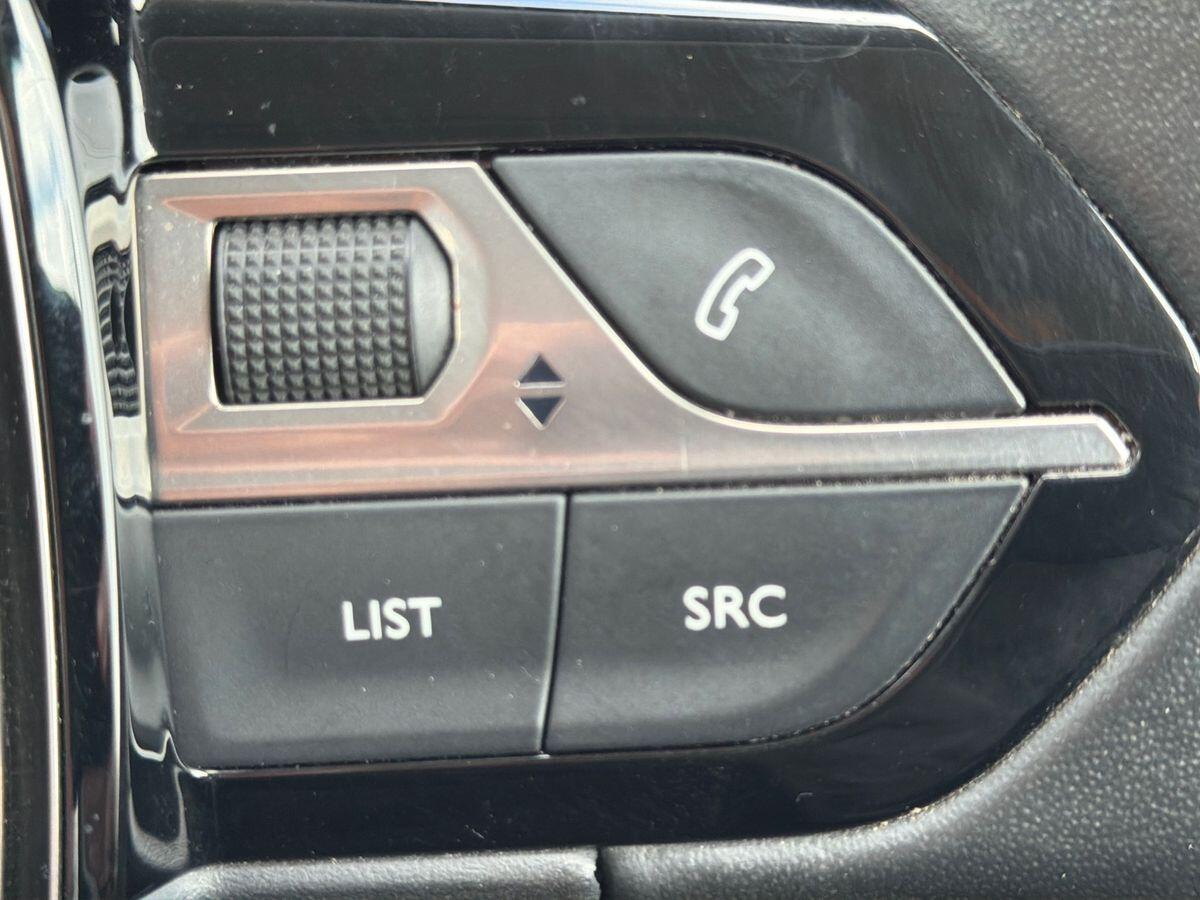 Used Peugeot 2008 2021 for sale - 76716973: Photo 17