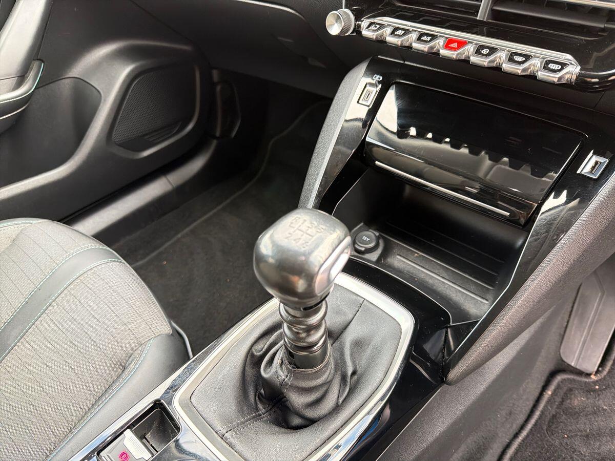 Used Peugeot 2008 2021 for sale - 76716973: Photo 19