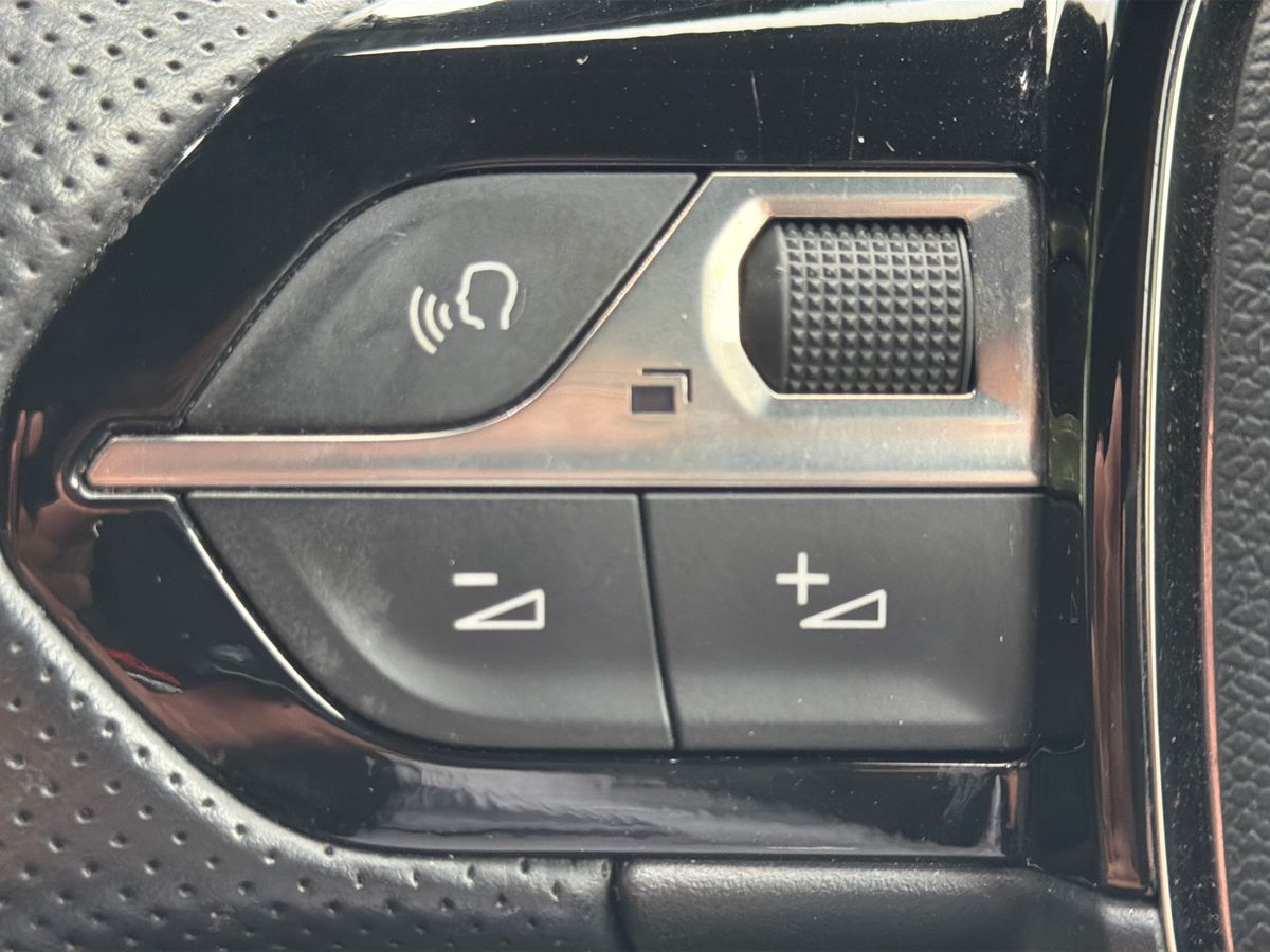 Used Peugeot 2008 2020 for sale - 77934302: Photo 16