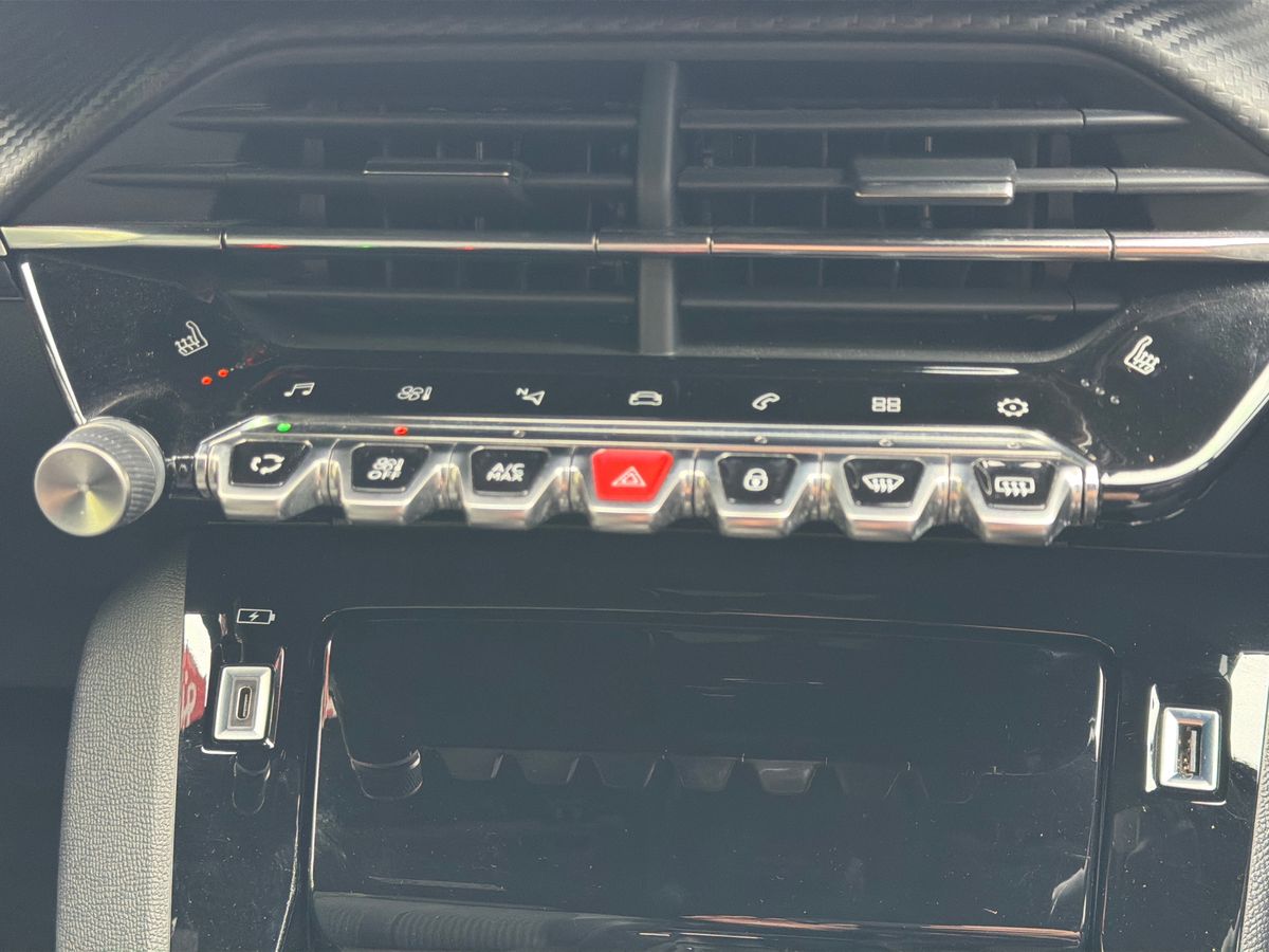 Used Peugeot 2008 2020 for sale - 77934302: Photo 18