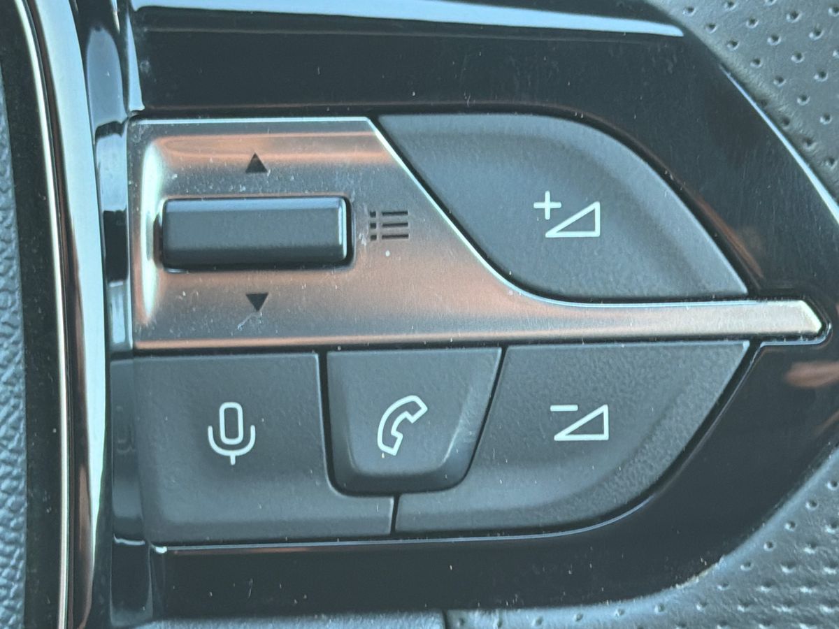 Used Peugeot 308 2022 for sale - 77726095: Photo 17