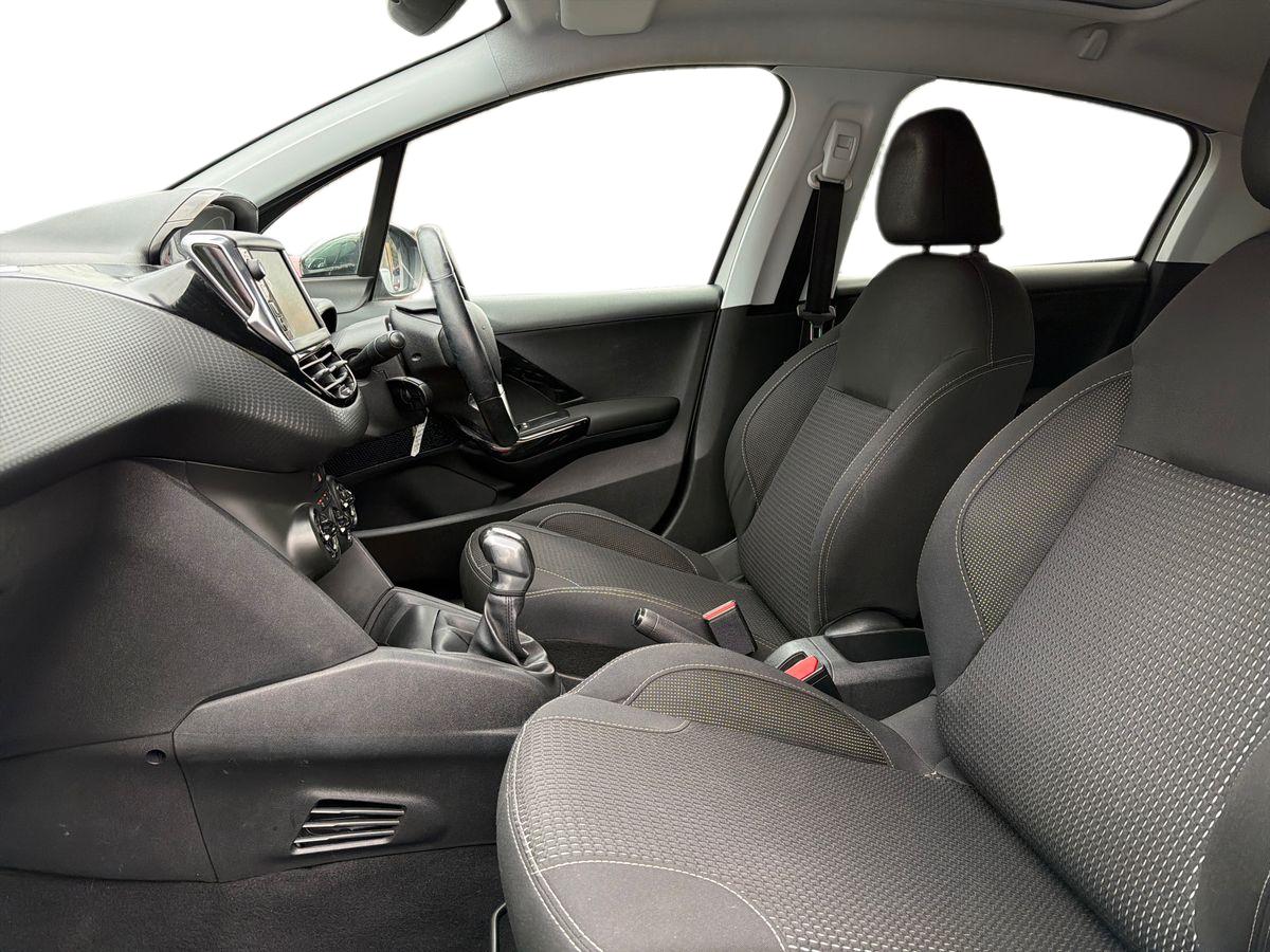 Used Peugeot 208 2016 for sale - 77732497: Photo 10