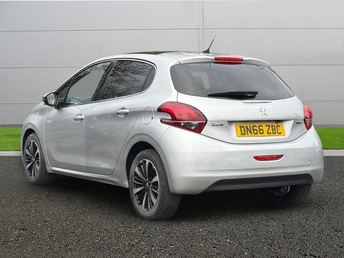 Used Peugeot 208 2016 for sale - 77732497: Photo 5