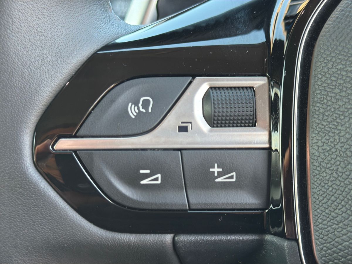 Used Peugeot 2008 2022 for sale - 77755530: Photo 16