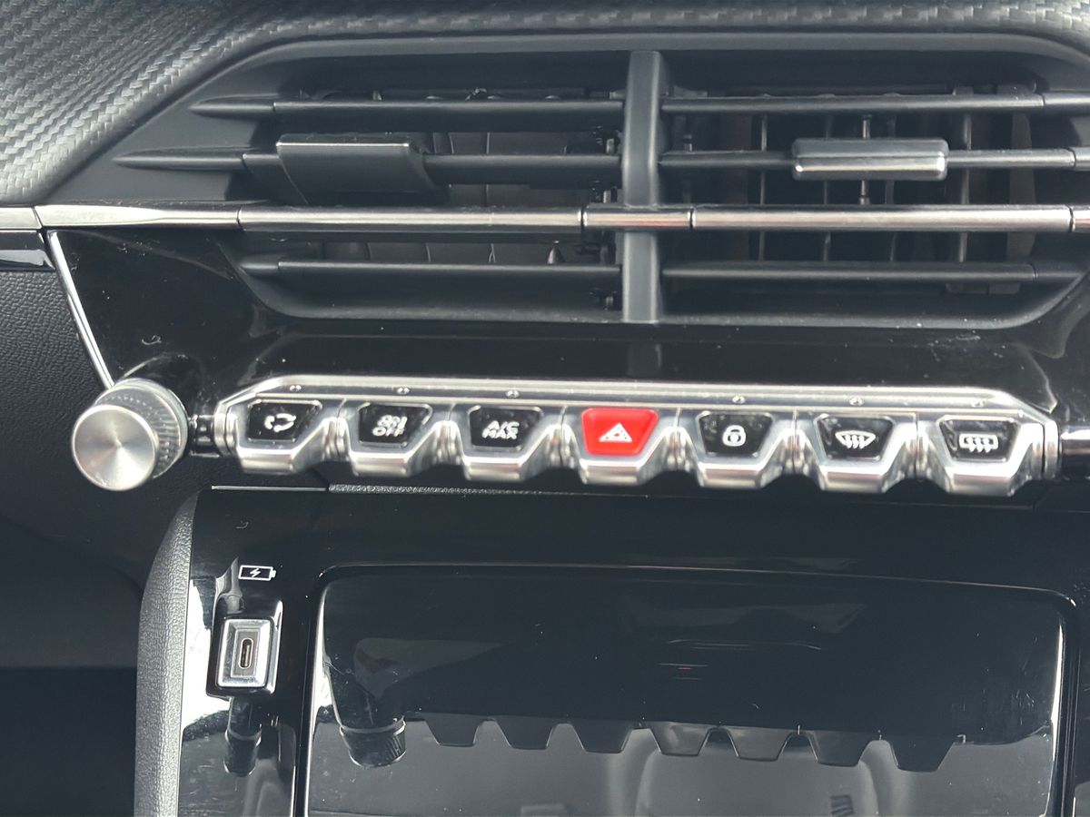 Used Peugeot 208 2023 for sale - 77653092: Photo 18