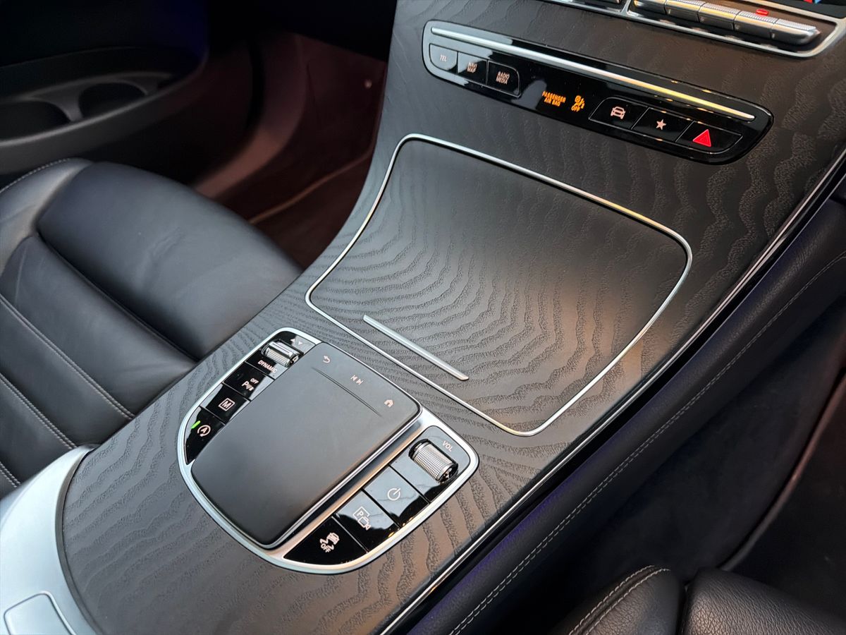 Used Mercedes-Benz GLC 2019 for sale - 77043040: Photo 19