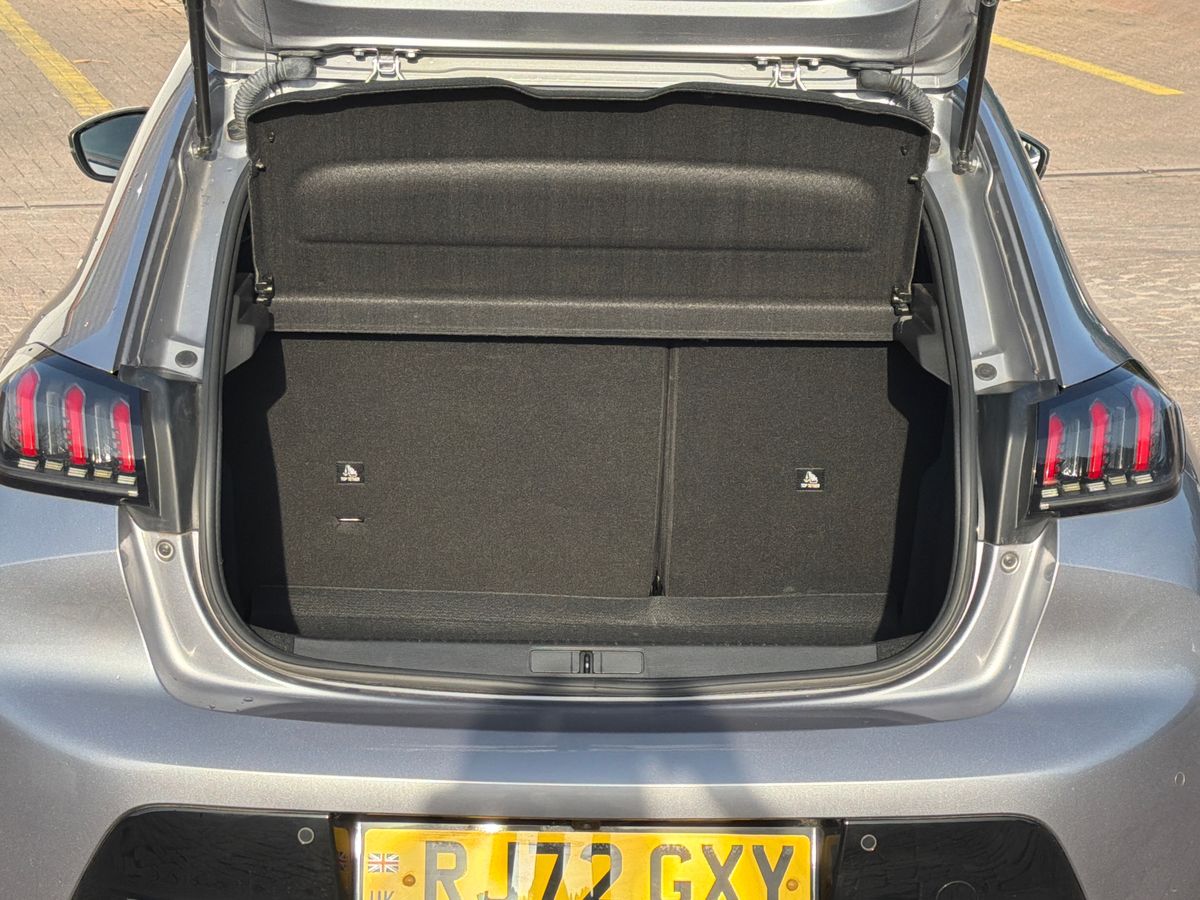 Used Peugeot 208 2023 for sale - 77885411: Photo 12