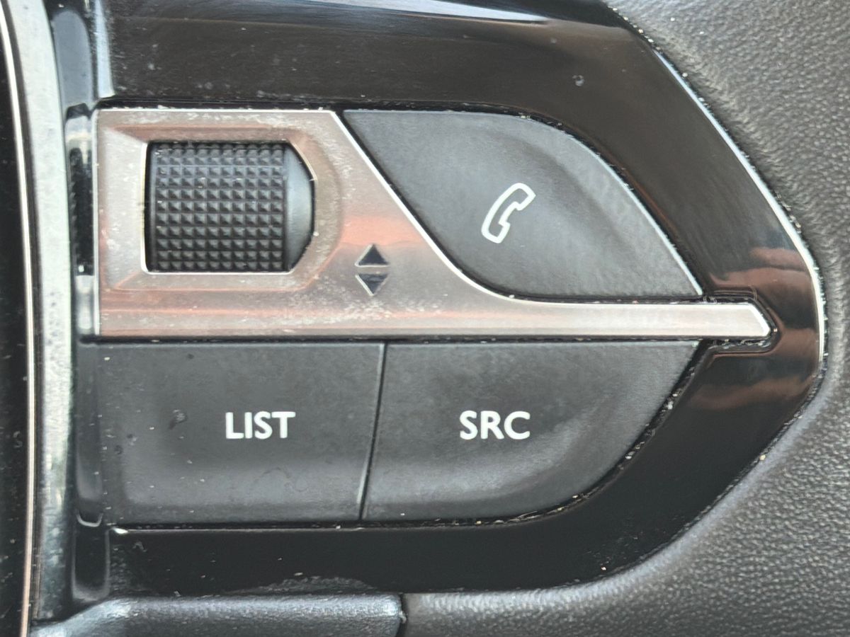 Used Peugeot 208 2023 for sale - 77885411: Photo 17