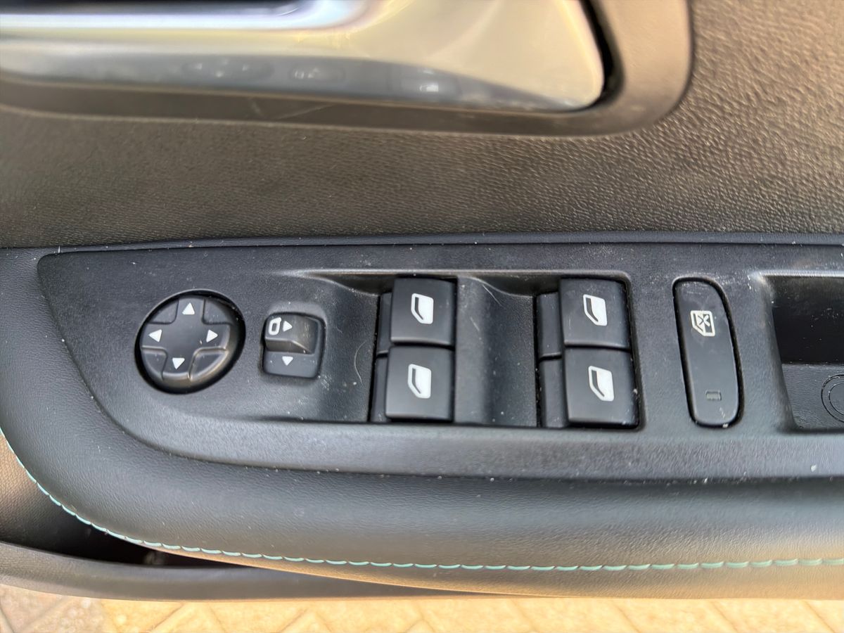 Used Peugeot 208 2023 for sale - 77885411: Photo 20