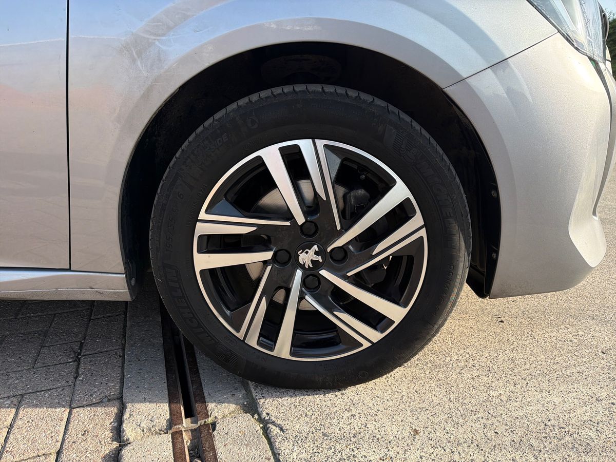 Used Peugeot 208 2023 for sale - 77885411: Photo 9