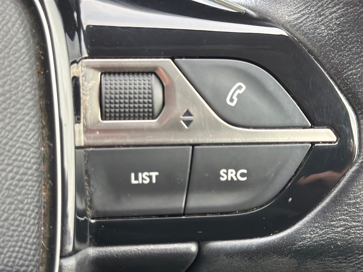 Used Peugeot 3008 2017 for sale - 77569988: Photo 17