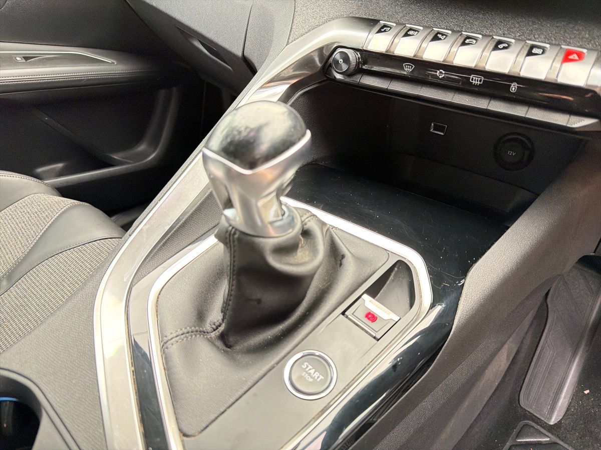 Used Peugeot 3008 2017 for sale - 77569988: Photo 19