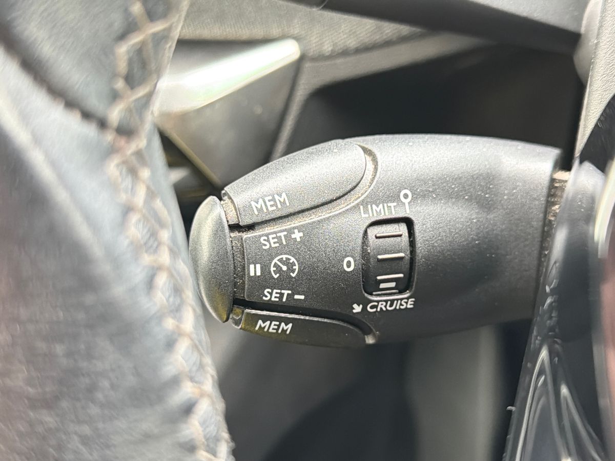 Used Peugeot 3008 2017 for sale - 77569988: Photo 23