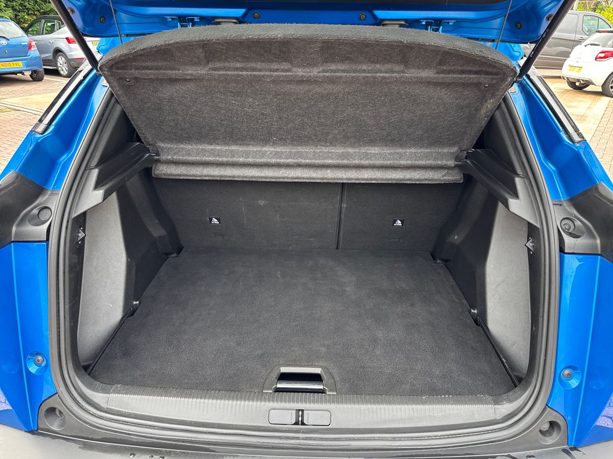 Used Peugeot 2008 2023 for sale - 77002515: Photo 12