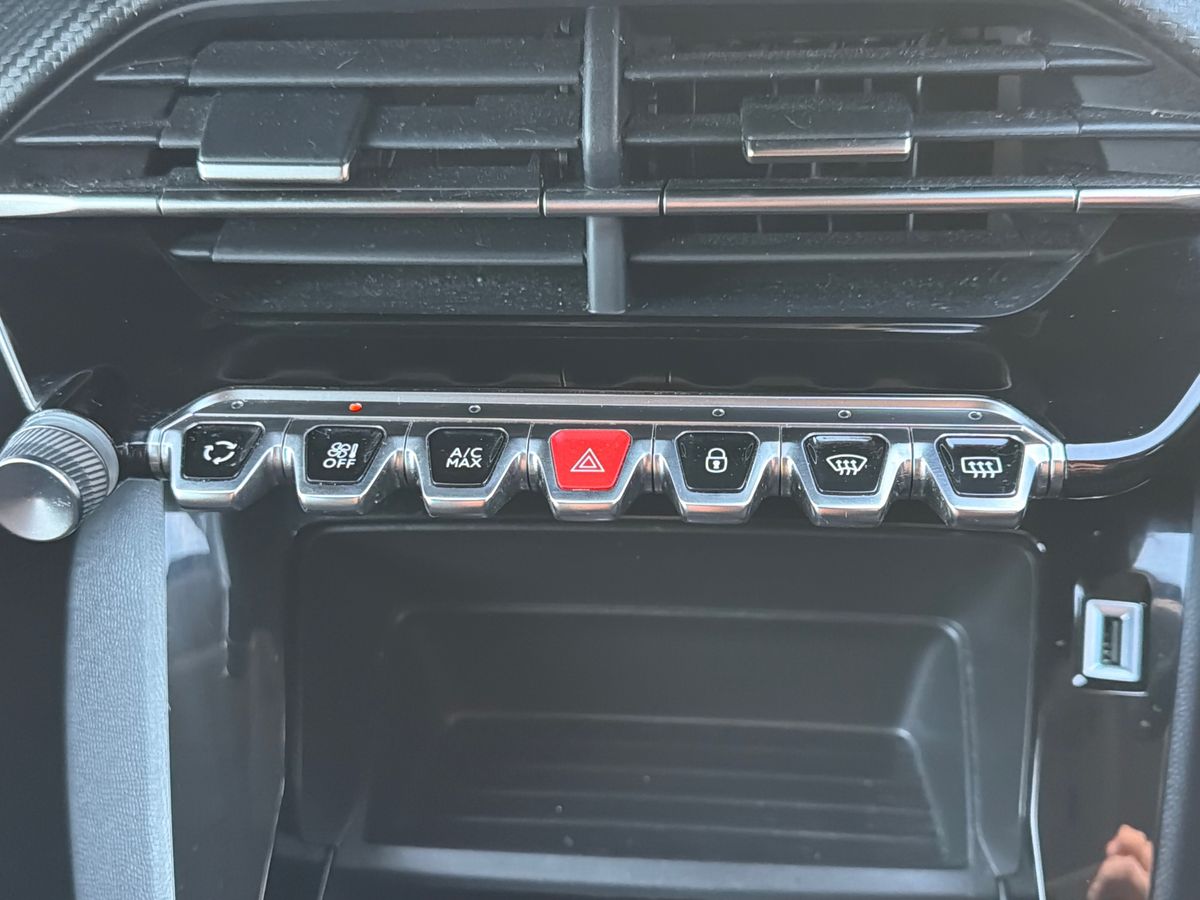 Used Peugeot 208 2022 for sale - 77178060: Photo 18