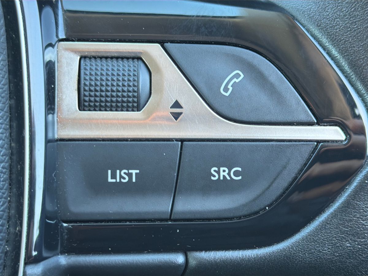 Used Peugeot 3008 2017 for sale - 77927396: Photo 17