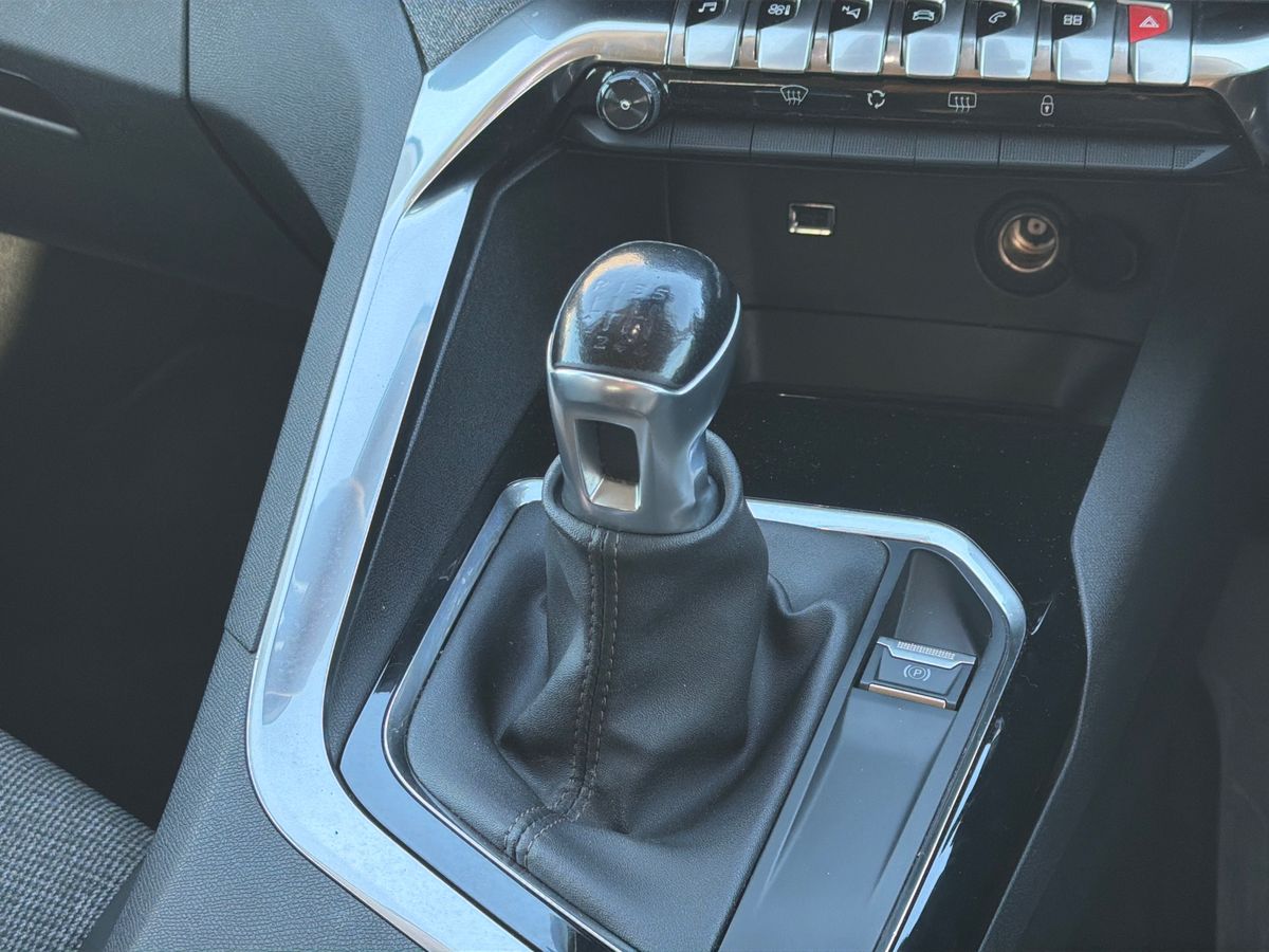 Used Peugeot 3008 2017 for sale - 77927396: Photo 19