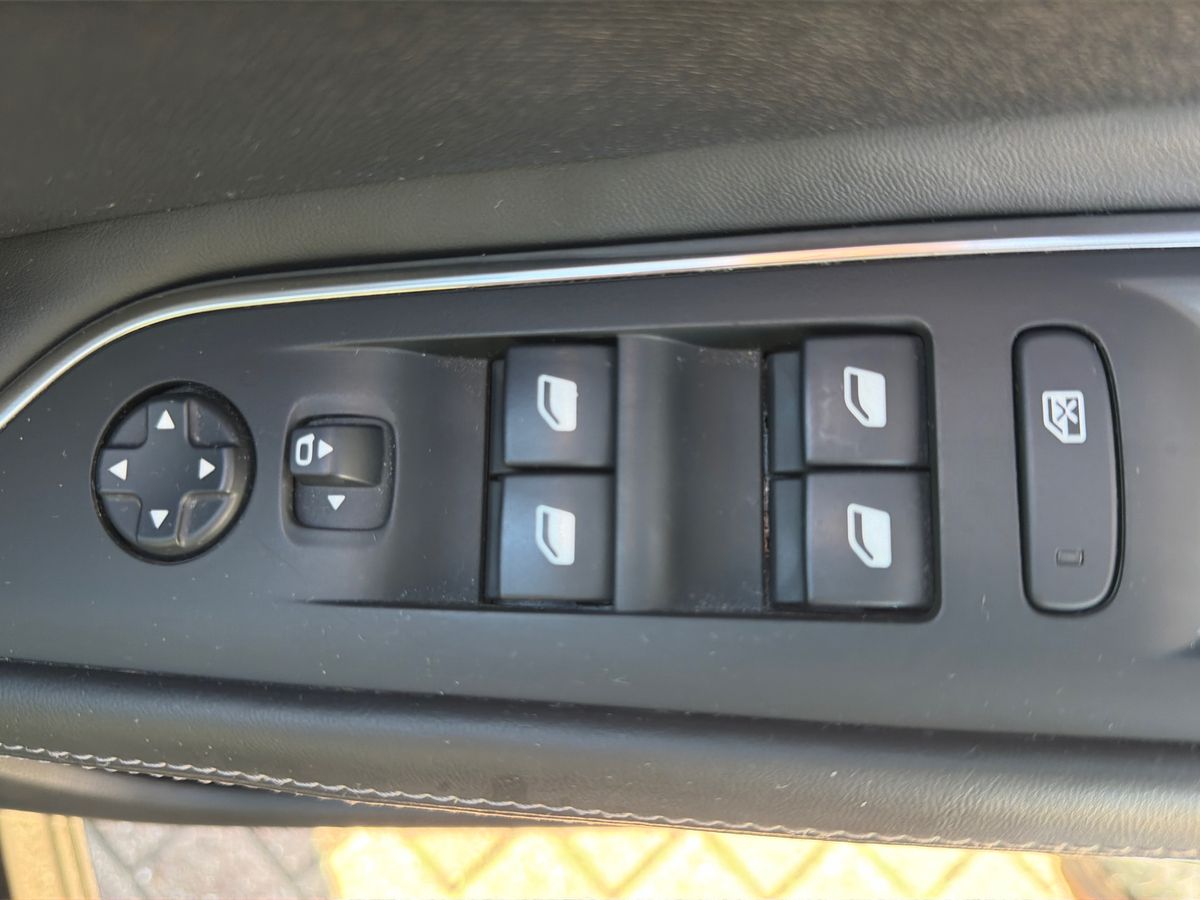 Used Peugeot 3008 2017 for sale - 77927396: Photo 20