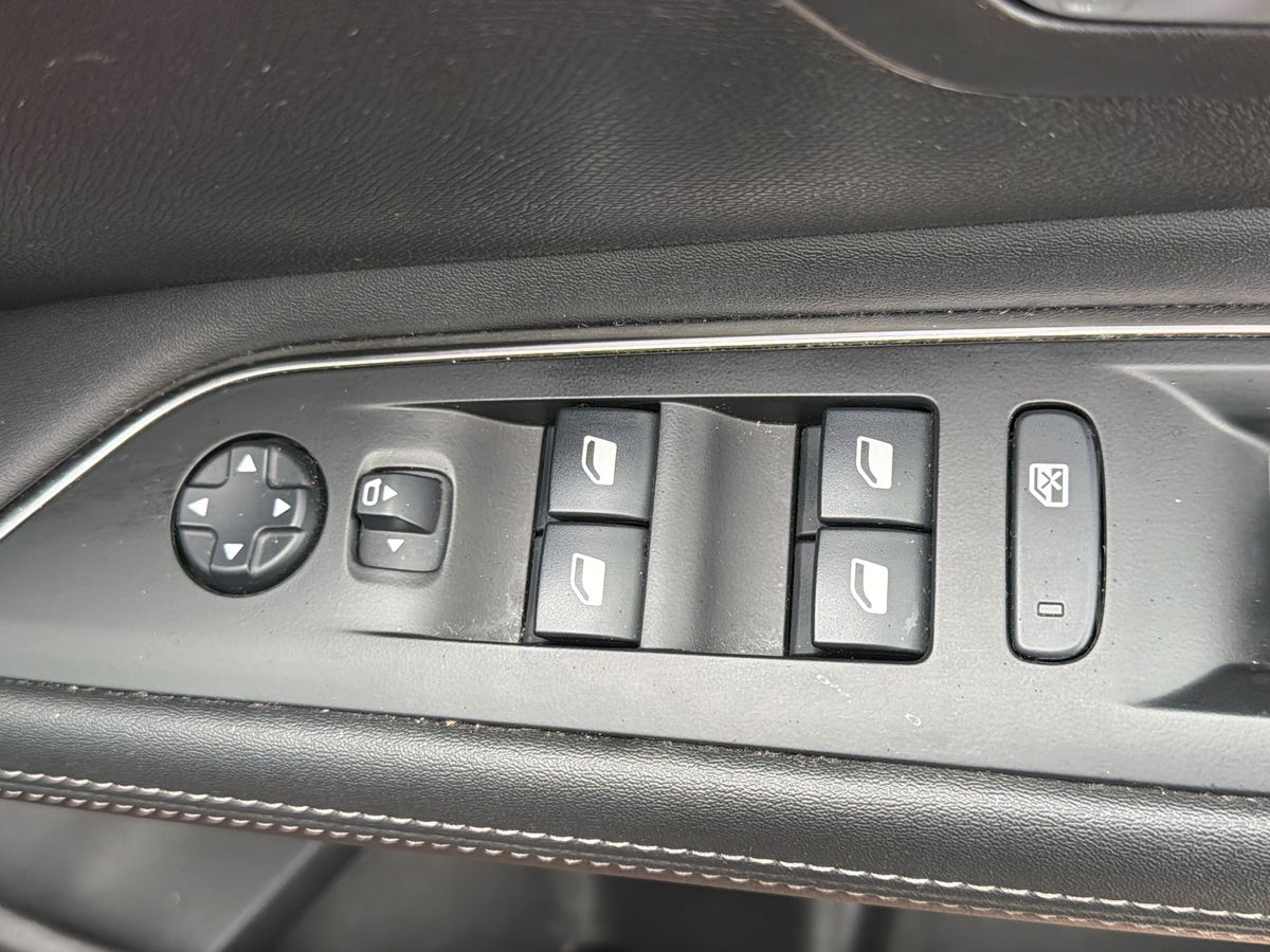 Used Peugeot 3008 2020 for sale - 77614336: Photo 20