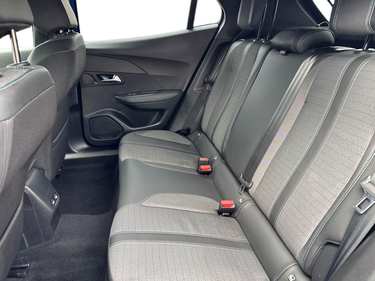 Used Peugeot 2008 2023 for sale - 76765102: Photo 11