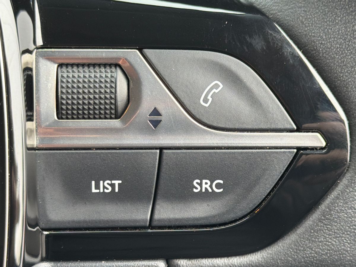 Used Peugeot 208 2022 for sale - 77552293: Photo 17