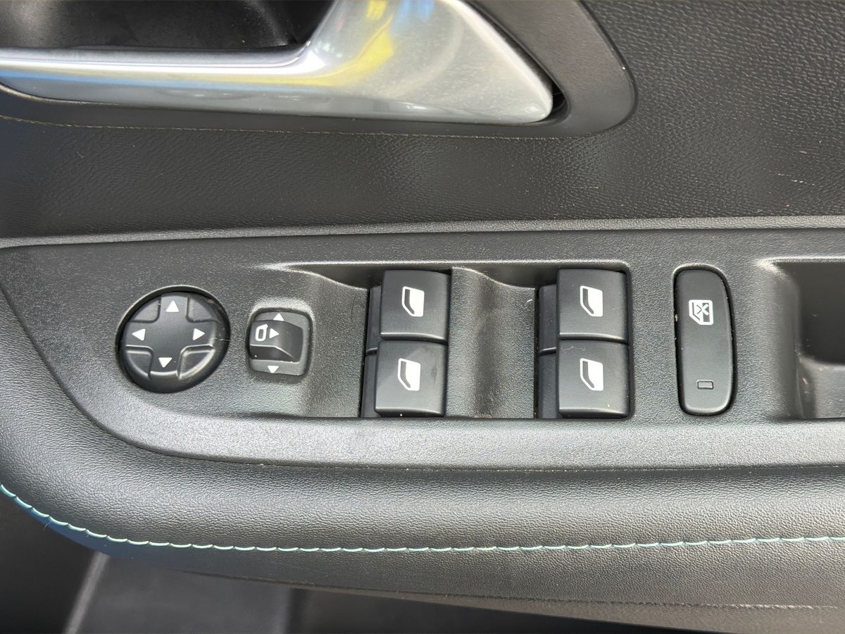 Used Peugeot 208 2022 for sale - 77552293: Photo 20