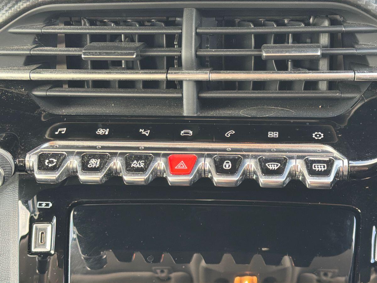 Used Peugeot 208 2022 for sale - 76716964: Photo 18