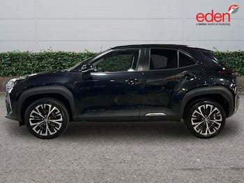 Used Toyota Yaris Cross 2023 for sale - 79688678: Photo