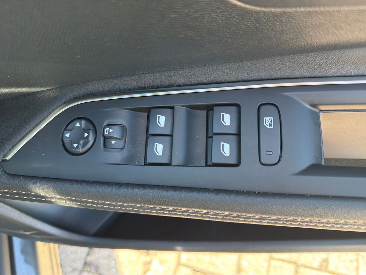 Used Peugeot 3008 2023 for sale - 77726098: Photo 20